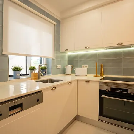 Holiday home Luxury House - Golf & Tennis Court & Pool View
