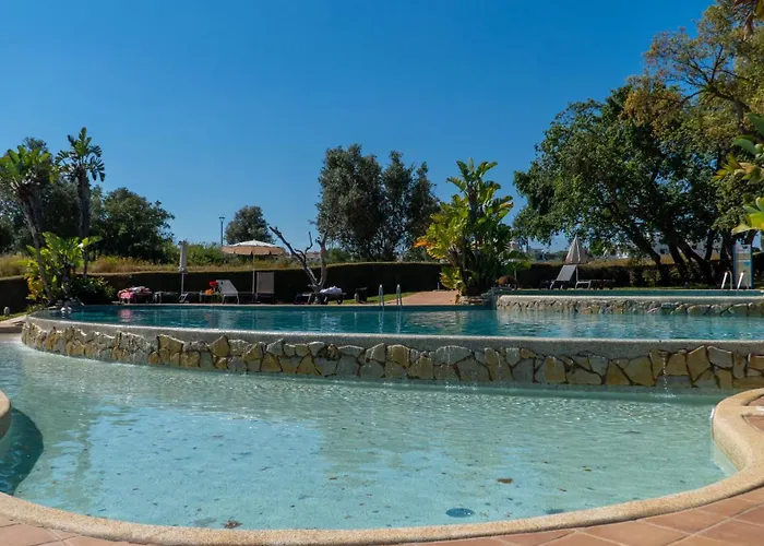 Luxury House - Golf & Tennis Court & Pool View Hébergement de vacances