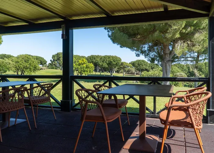 Hébergement de vacances Luxury House - Golf & Tennis Court & Pool View