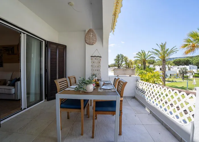 Luxury House - Golf & Tennis Court & Pool View Hébergement de vacances